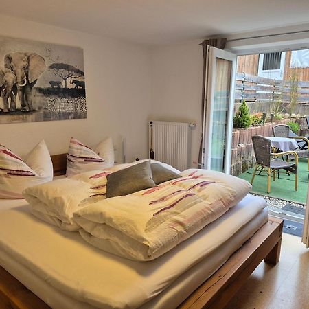 I24Rooms - Gaestezimmer Mit Eigenem Garten Legau Exterior photo