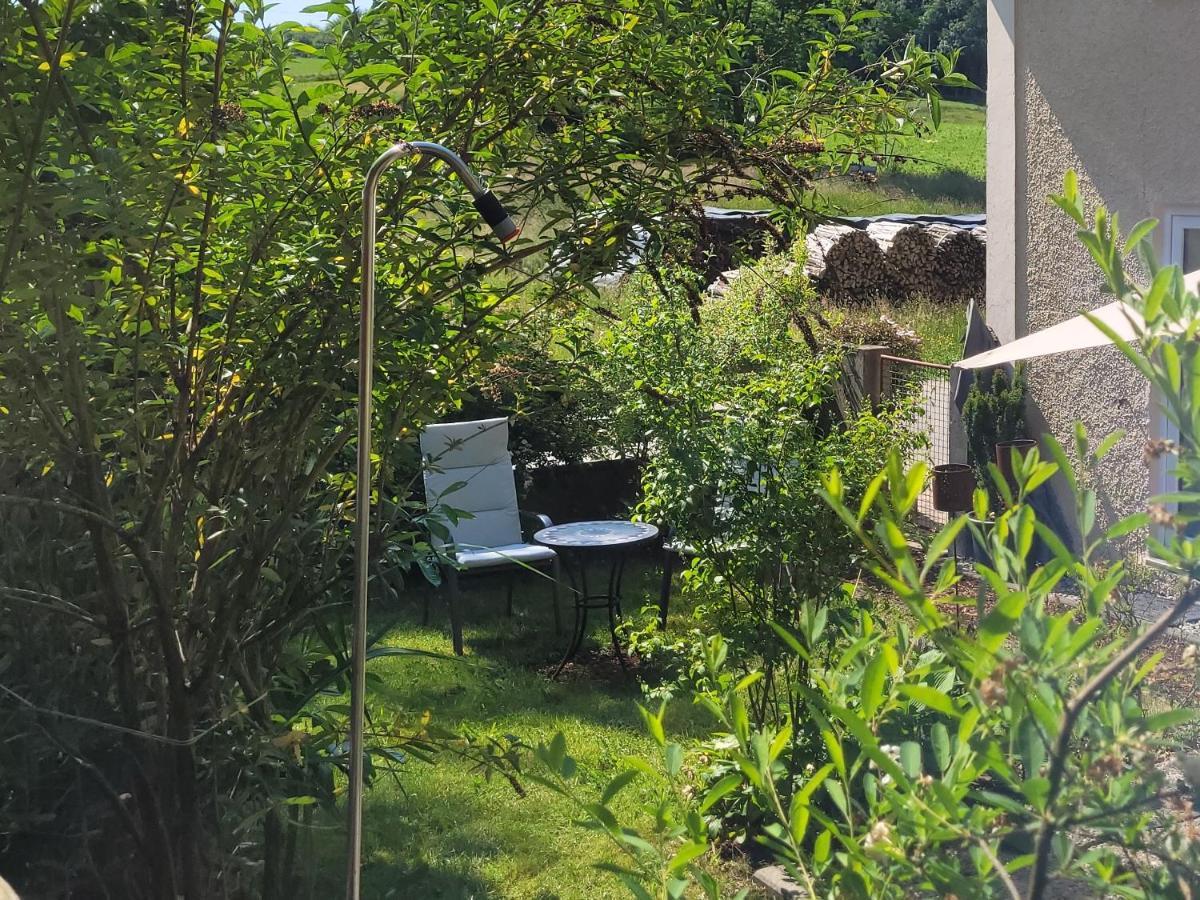 I24Rooms - Gaestezimmer Mit Eigenem Garten Legau Exterior photo