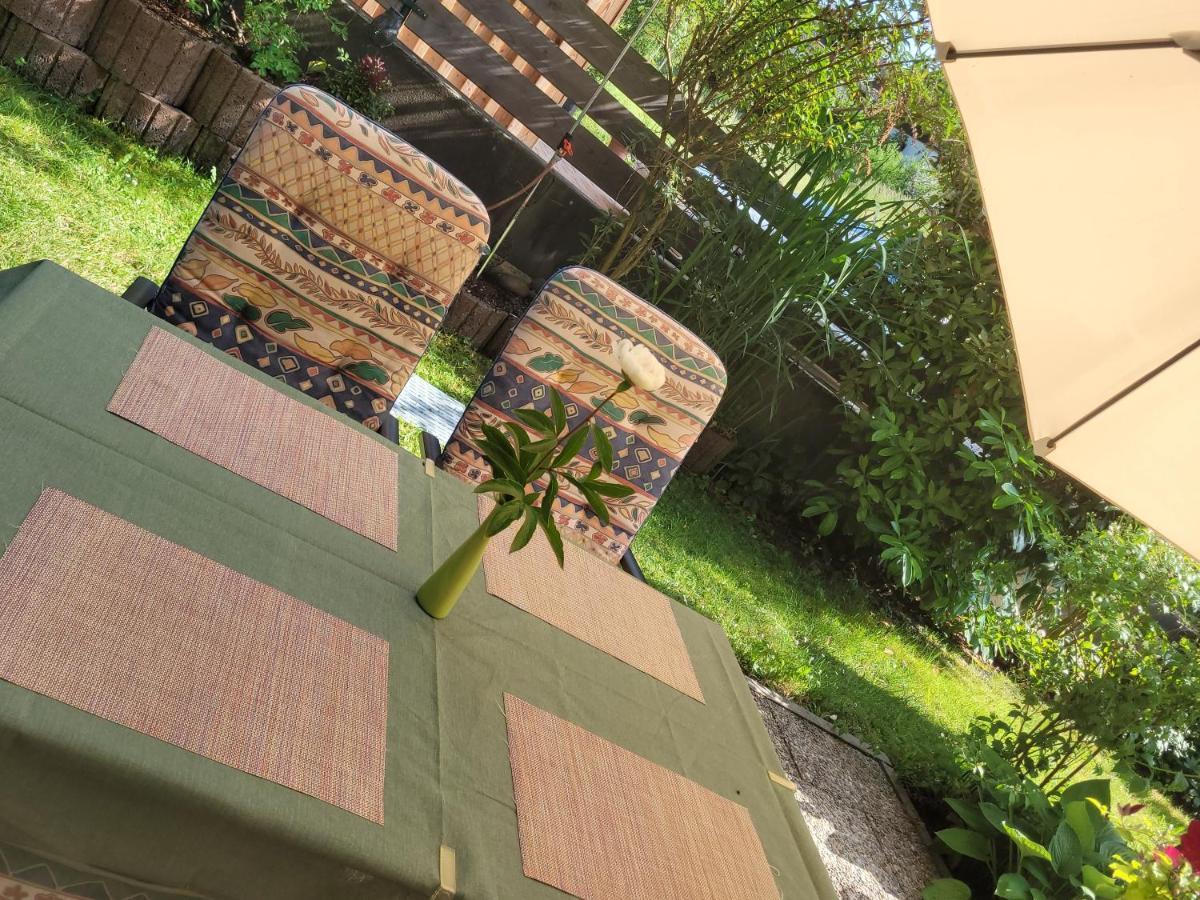 I24Rooms - Gaestezimmer Mit Eigenem Garten Legau Exterior photo